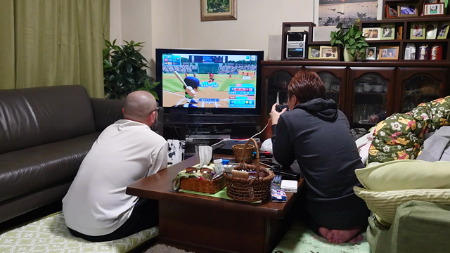 休みの息子達の記事動画