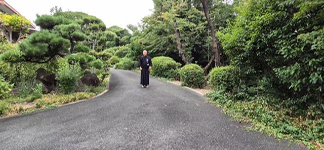 居合道堺市〜8月29日神社道場にの記事動画
