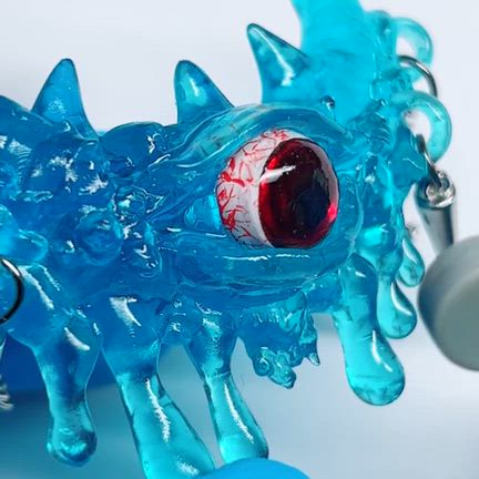 愛と狂気のﾏｰｹｯﾄで目玉を購入の記事動画