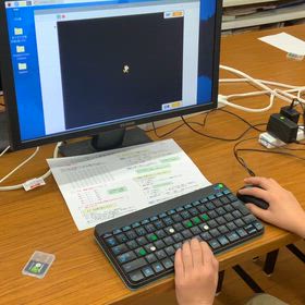 障害物から逃げるゲームが完成しましたの画像