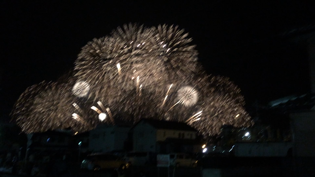 北琵琶湖長浜花火！の記事動画