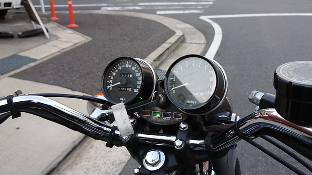 Z1B 人気の青玉カラー！の記事動画