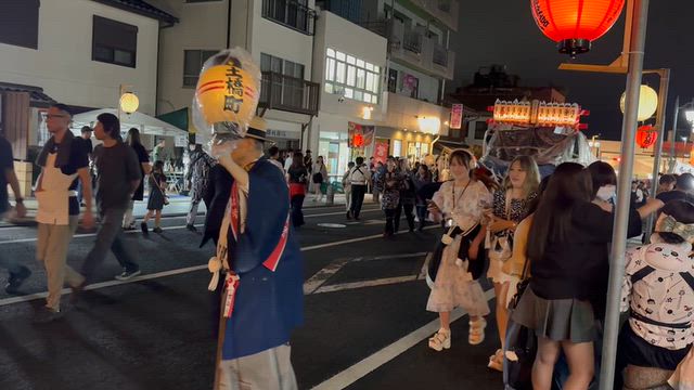 お祭りと結婚記念日の記事動画