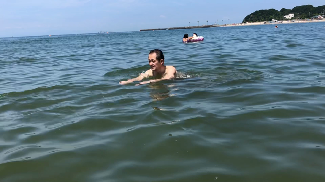 let's swim in the sea.(5)+1の記事動画
