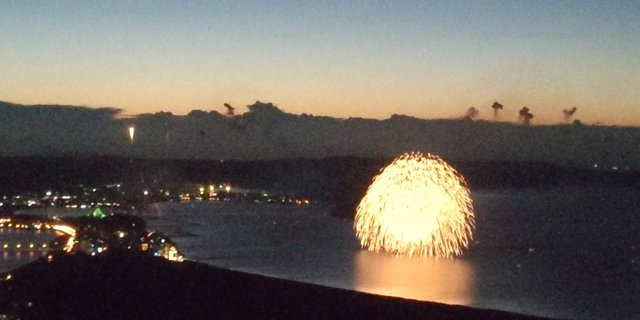 今年初の花火の記事動画