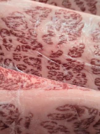 2021.11.29いい肉の日生まれ【石垣島きたうち牧場プレミアムビーフ】が届きました！の記事動画