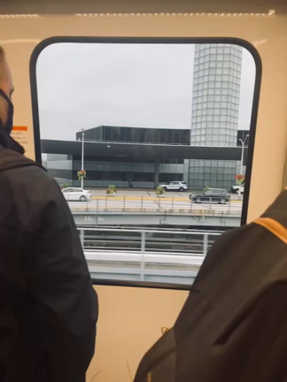 初めての1人旅　カナダの記事動画