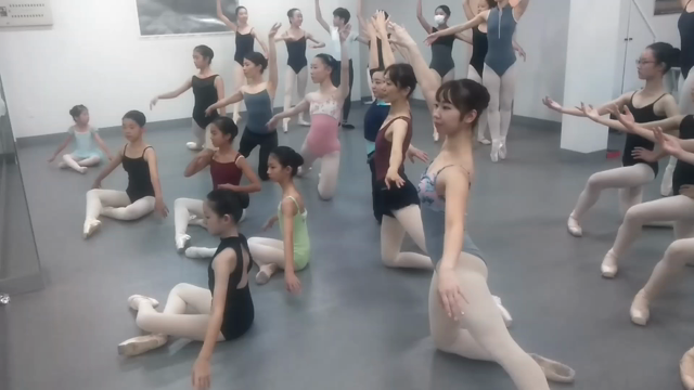 リハーサルで長い一日☆の記事動画