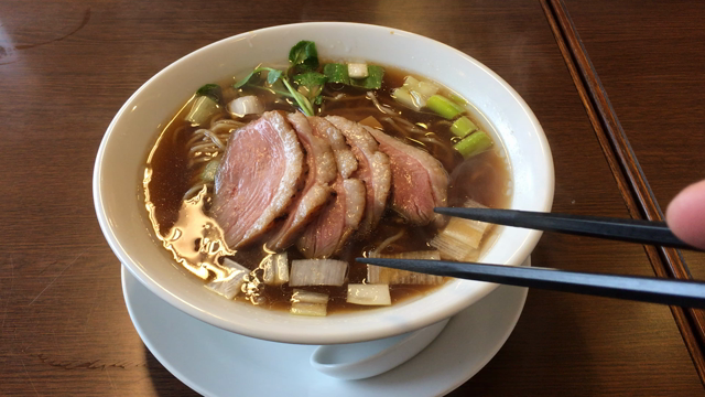 旨い、鴨出汁そはのお店の記事動画