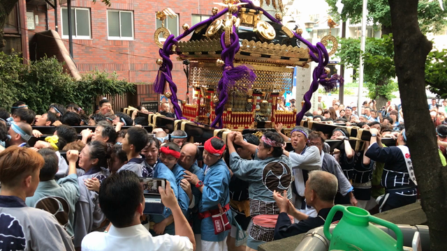 お神輿の記事動画