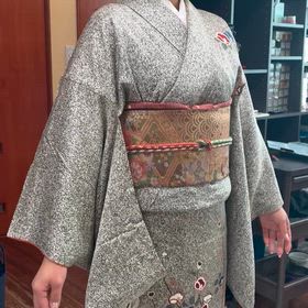 袴と着物の着付けの画像