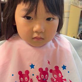 女の子の前髪の画像