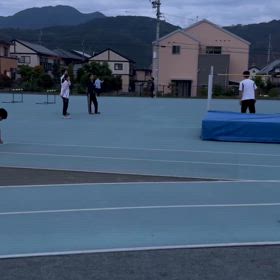 おい、笑えよの画像