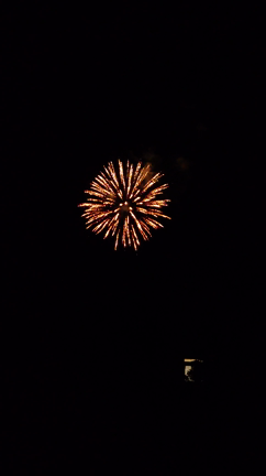 自宅近くの夏祭りのフィナーレは花火の記事動画