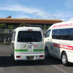車いすの画像
