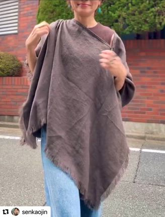 リネンポンチョ atha（アタ）の着こなしをご紹介の記事動画