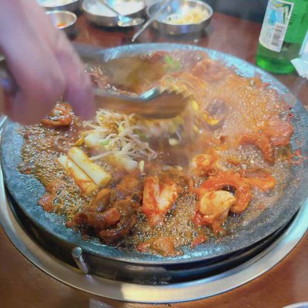 超人気韓国料理店♡チュクミドサに行ってきました♡の記事動画