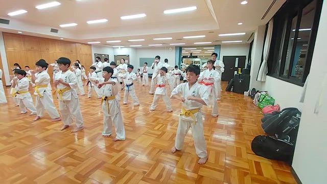 西伊興道場の記事動画