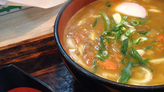 ▼お昼ごはんはカレーうどんでしたが…の記事動画