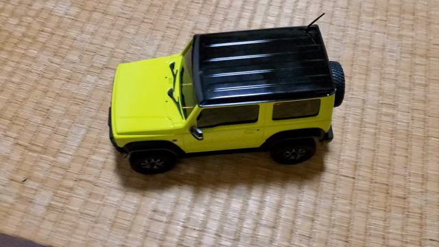 ミニッツ4×4　なんちゃってオイルダンパーにしよう！の記事動画