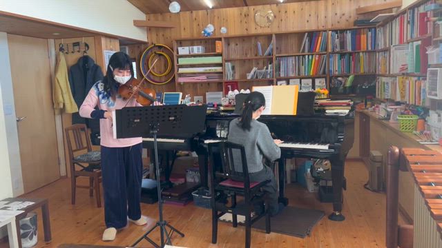 もうすぐ発表会　ヴァイオリンアンサンブルの記事動画
