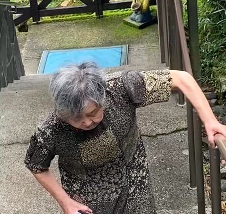 おはようございますの記事動画