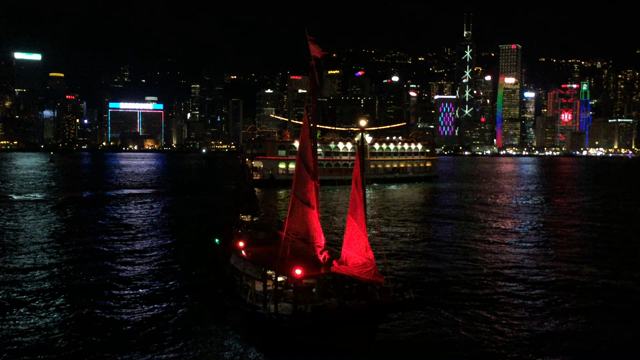 九龍島から香港島の夜景を眺めるの記事動画