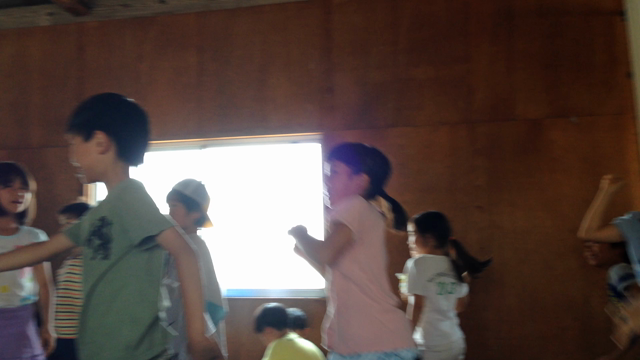 ジャンケン大会始まりましたの記事動画