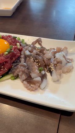 注意事項がある新大久保のご飯やさんの記事動画