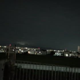 *遠くから怪しい光が？！UFO？！*の画像