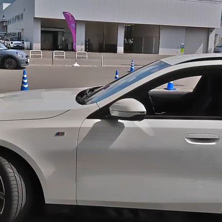 BMW イベントの記事動画