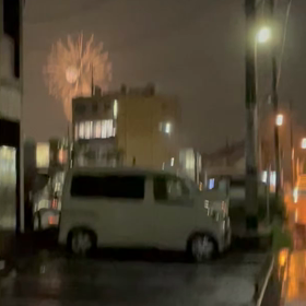 こんな雨天に花火かよの画像