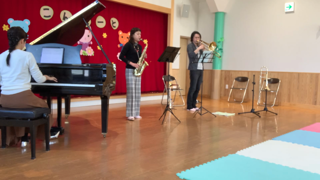 お客さんとのやり取りが1番感じられる幼稚園コンサートの記事動画