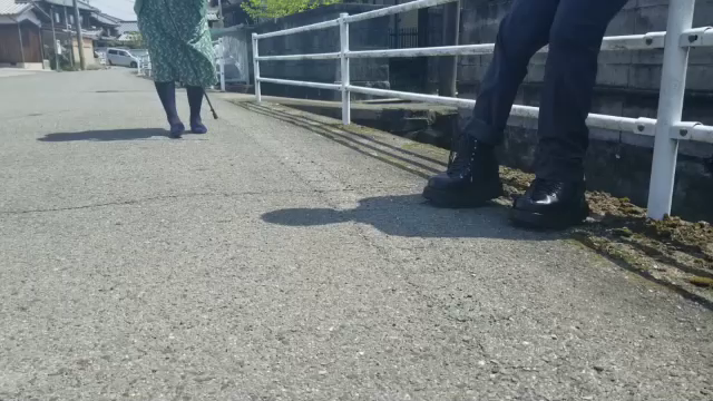 新しい靴の記事動画
