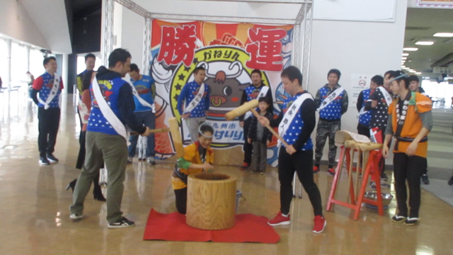 餅つき大会の記事動画