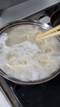 ラーメン二郎 【 家二郎 】☆ おうちつけ麺 ♪の記事動画
