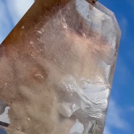 水晶（龍）　ペンダントトップの記事動画
