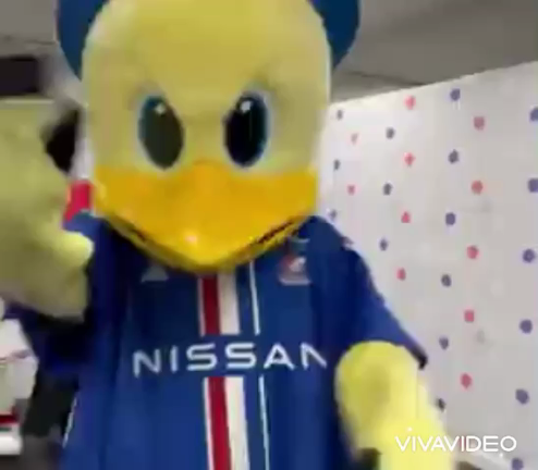 マリノス：キャラクター写真撮影会に行ってきましたの記事動画