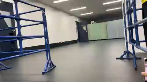 マリノス：キャラクター写真撮影会に行ってきましたの記事動画