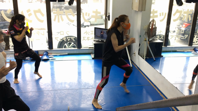 KICK OUT!!の記事動画