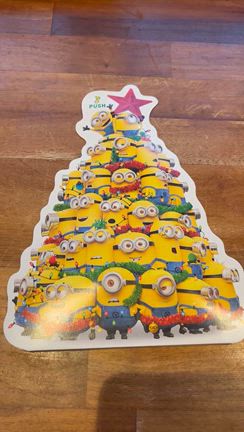 両親からのクリスマスカードの記事動画