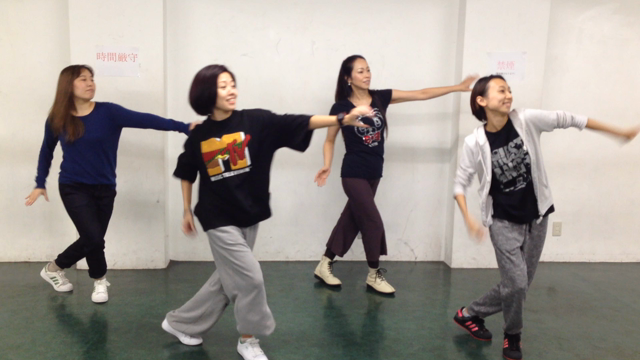 新曲ありがとうのダンス公開*\(^o^)/*の記事動画