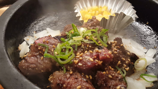 肉の日ひとり焼肉『漢のランチ』の記事動画