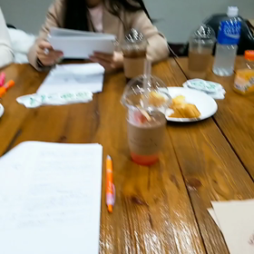 明日の韓国からのYouTube生配信のプレゼント注意事項です♪の画像