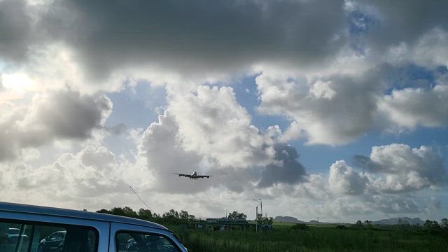 〜絶好の飛行機撮影スポット〜MRU: Aircraft landing view spotの記事動画