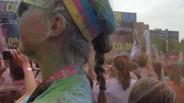 colour run!の記事動画