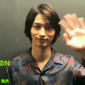 GReeeeNさんのALBUMの初回限定版に流星くんのMV収録付きの画像