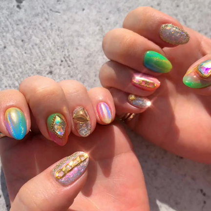 ネイルムービー♡の記事動画