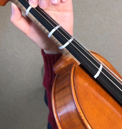 バイオリンの音階練習はただの指慣らしではありません★共鳴をしっかり抑えて楽器をよく慣らしましょうの記事動画