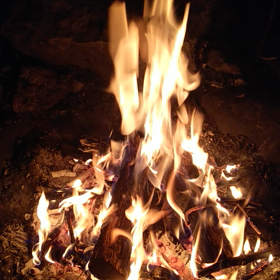 焚き火をどうぞ(*´ω｀*)の画像